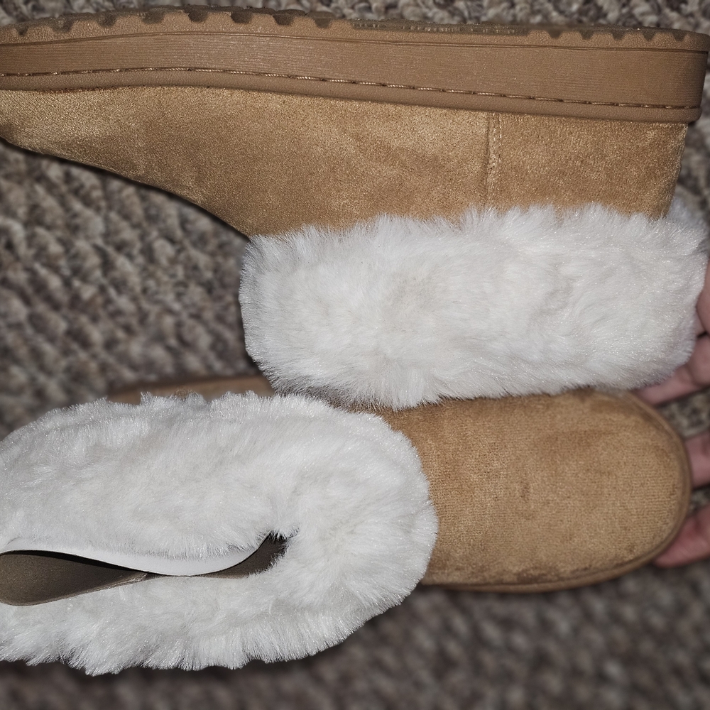 Cognac Suede Boots with White Fur Trim